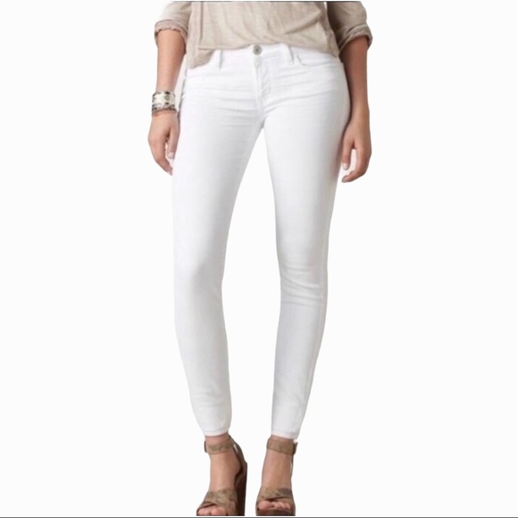 American Eagle Outfitters Denim - American Eagle White Stretch Skinny Jeggings/Jeans